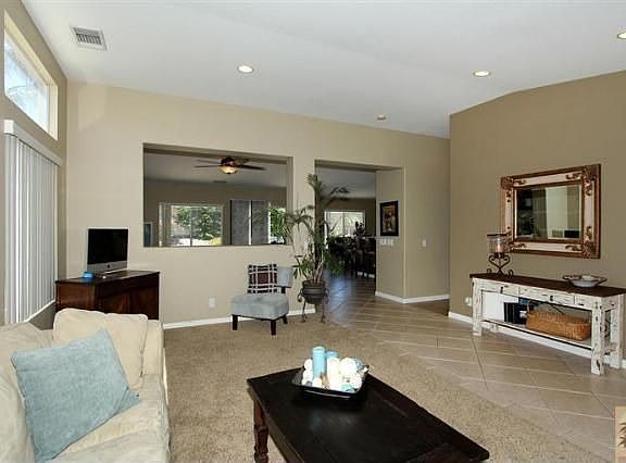5th image of 44605 Franklin Ct