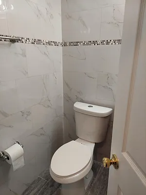 Rented by Douglas Elliman | media 33