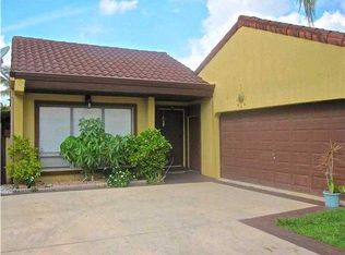 1037 NE 202nd Ln, Miami, FL 33179