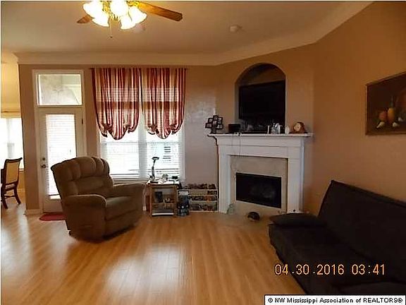 4th image of 4198 Destin Dr