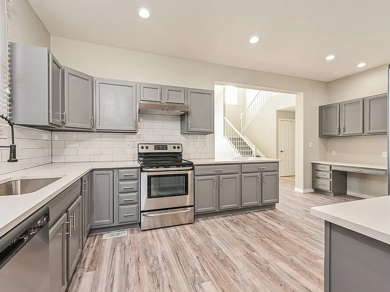 4376 Foxberry Dr — Photo 10