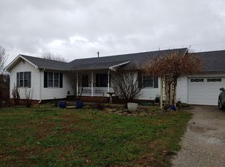 703 Menelaus Rd, Berea, KY 40403