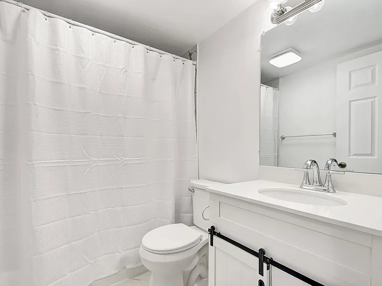 4015 Cornwall Dr #A — Photo 18