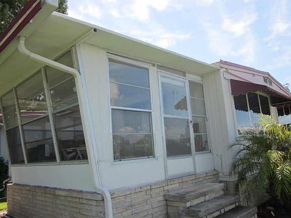 5th image of 165 Crossways Dr