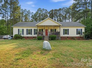 2825 Sweeping Pine Dr, Denver, NC 28037