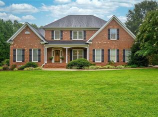 6749 Phillip Ct, Summerfield, NC 27358
