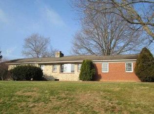 97 Maple Ave, Asbury, NJ 08802