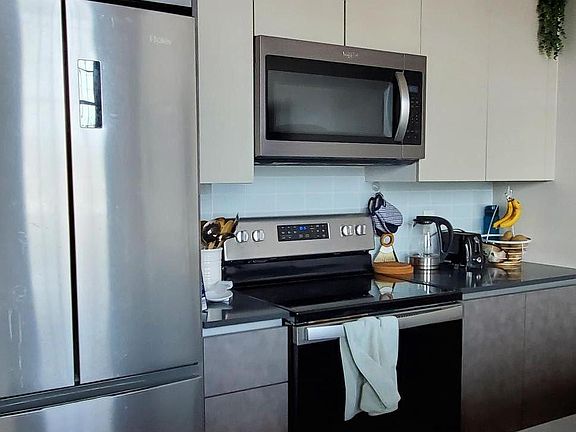 2nd image of 725 Branch Ave #1532