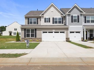 1037 Abbott St, Mebane, NC 27302
