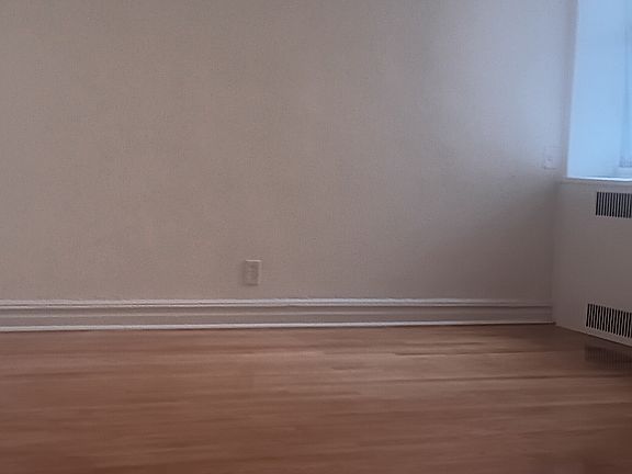 3rd image of 6981 108th St