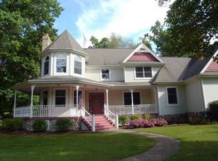 2645 Peavy Rd, Howell, MI 48843