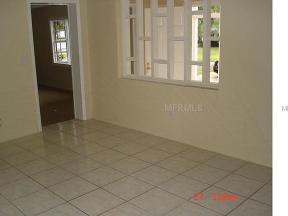 3rd image of 5845 Crafton Dr