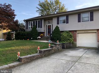 1014 Prospect Ln, Somerdale, NJ 08083