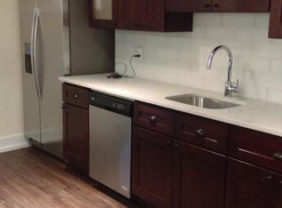 1155 S 9th St #3F, Philadelphia, PA 19147