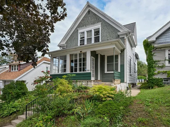3248 S Delaware AVENUE, Milwaukee, WI 53207