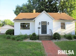 1014 Normal St, Henry, IL 61537