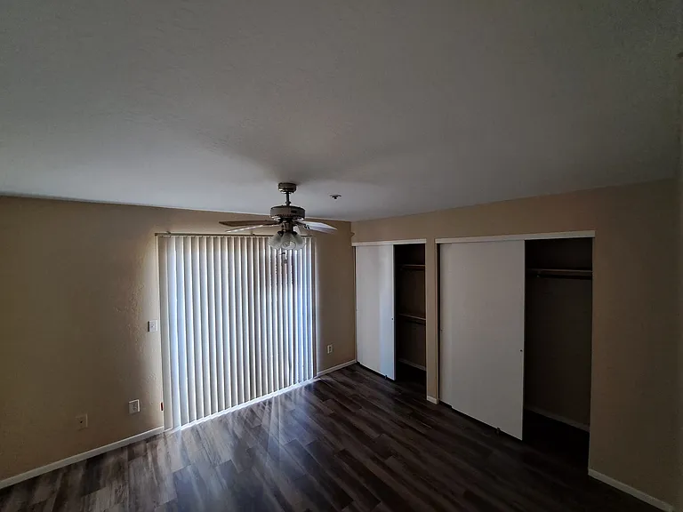 12123 W Bell Rd — Photo 10