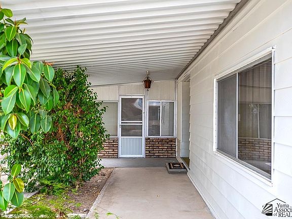 4th image of 725 W Ocotillo Ln