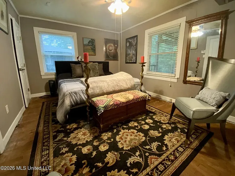2 bed, 912 sqft, $900 — Photo 3