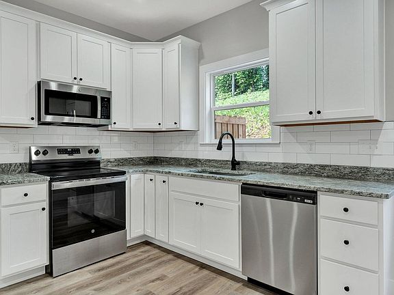 4th image of 265 Cass Ln NW