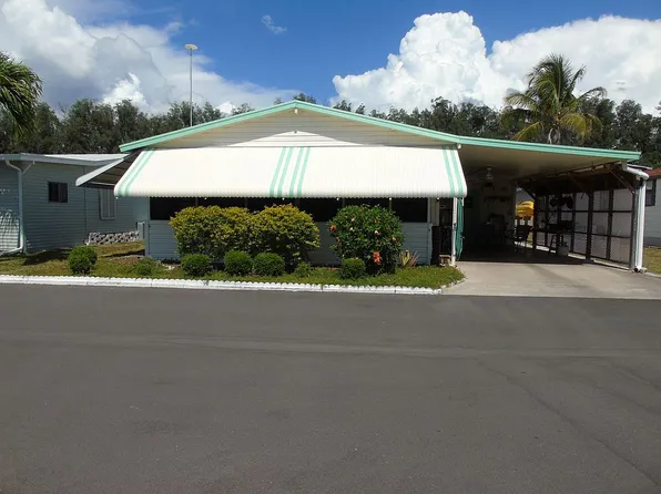 7134 Ladyfish Dr, Saint James City, FL 33956