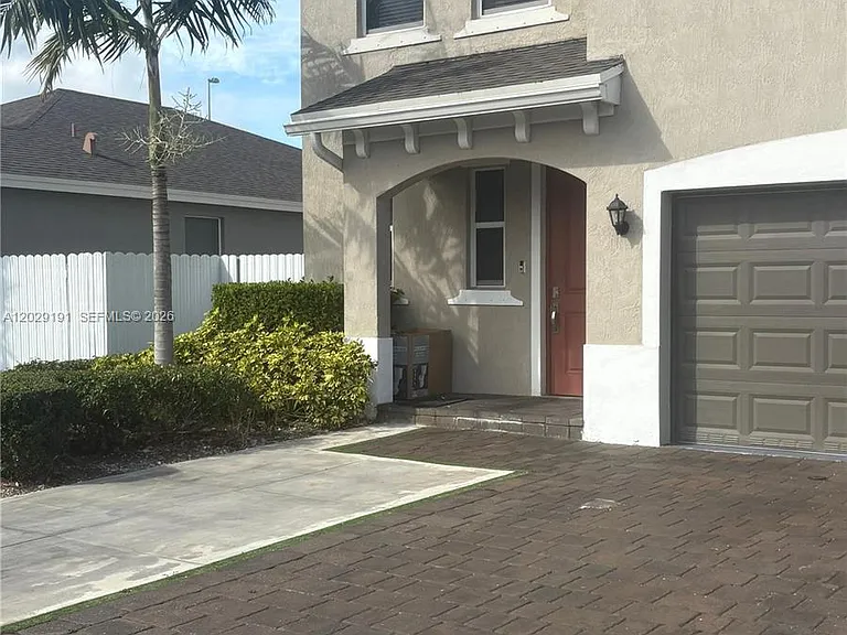 26964 SW 132nd Court Rd — Photo 2