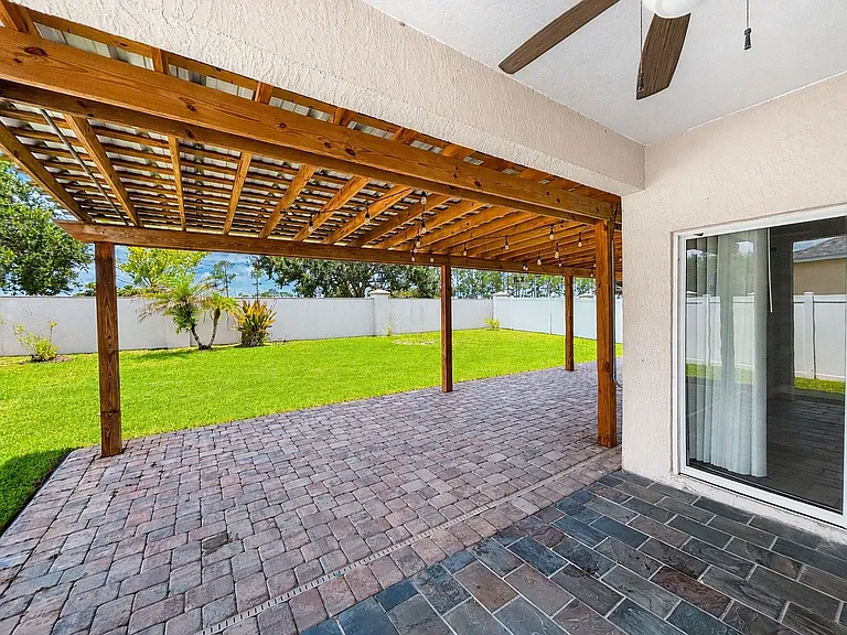 1778 Ribbon Falls Pkwy — Photo 23