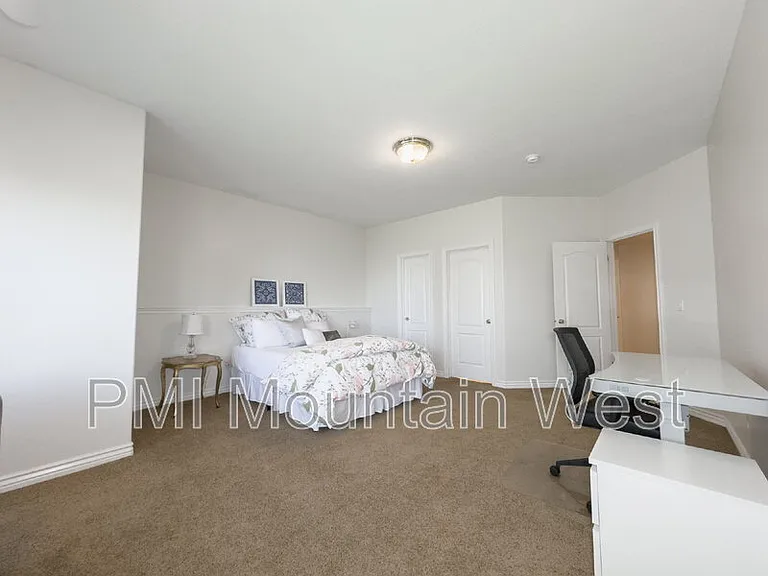 49 N Fairway Dr — Photo 66