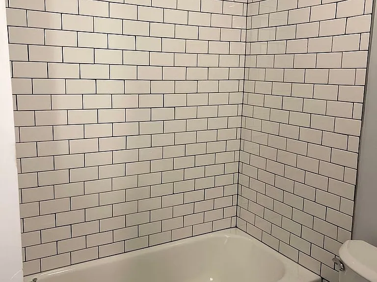 412 E Duffy St — Photo 10