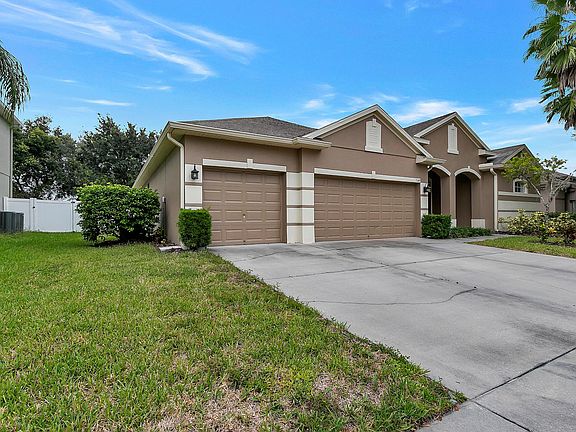 2nd image of 7149 Winding Lake Cir