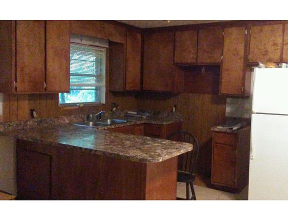 5th image of 2357 Skyland Dr