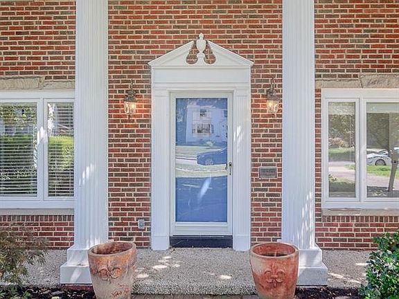 4th image of 1029 Homeland Dr