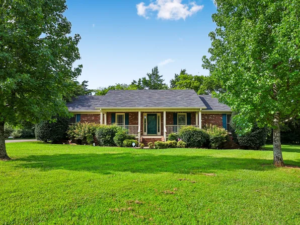 118 Tenby Dr, Murfreesboro, TN 37127