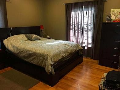 4th image of 2540 Harriet Ave