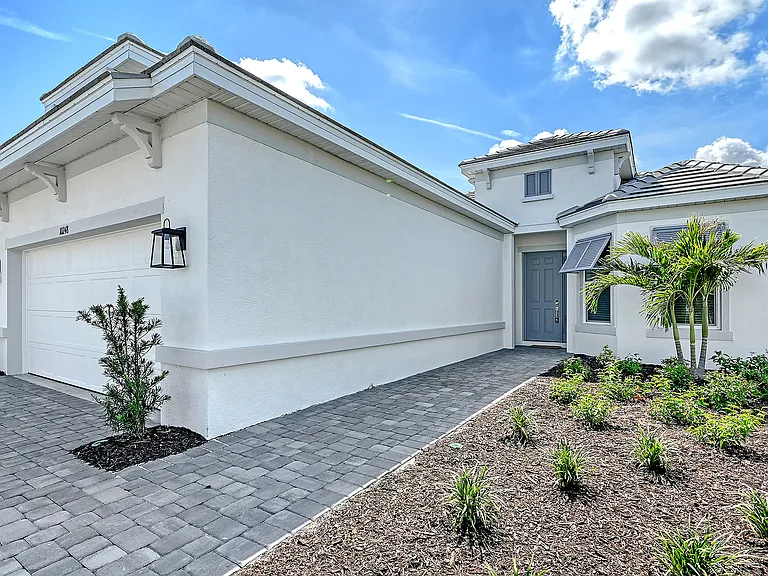 10248 Silent Night Ln — Photo 4