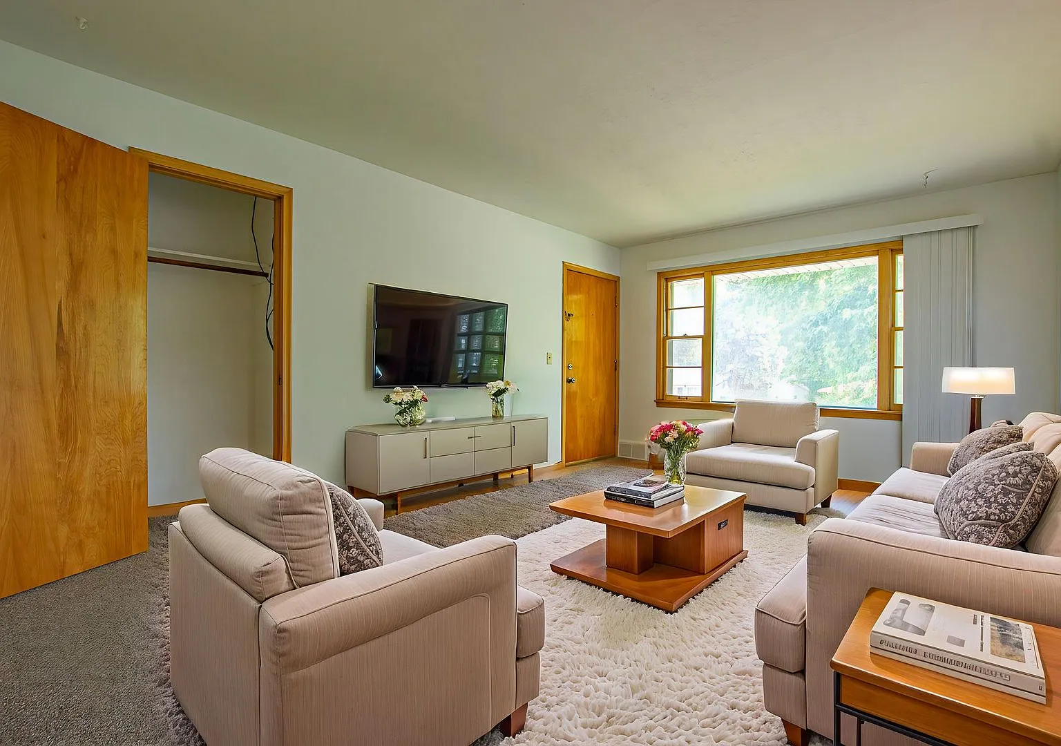3328 South 82nd Avenue — Photo 3