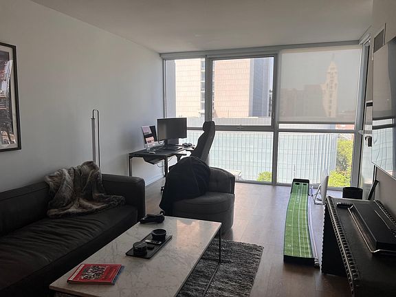 2nd image of 720 N Hudson Ave #903