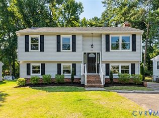 1109 Walnut Dr, Chester, VA 23836