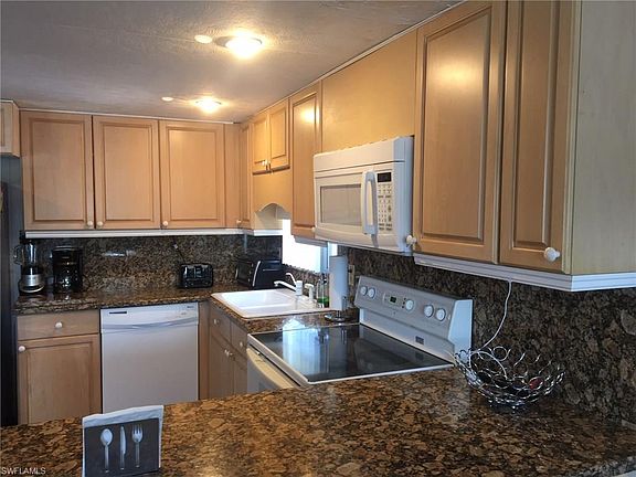 2nd image of 118 Blackbeard Way