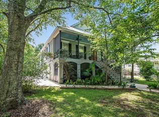 101 6th St, Madisonville, LA 70447
