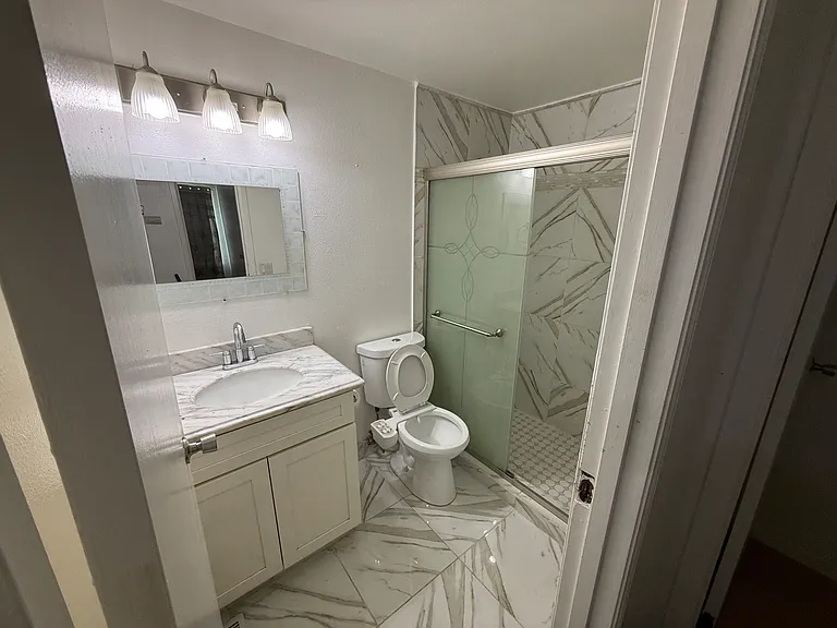 11940 SE 260th Pl — Photo 17