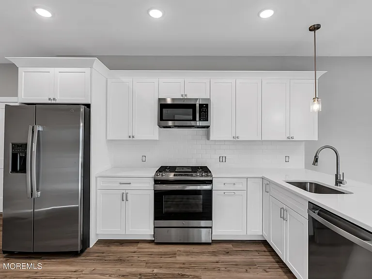 33 Union Ave #210 — Photo 37
