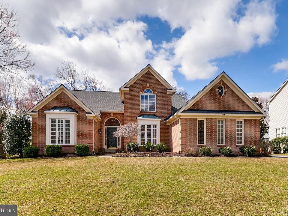 1st image of 108 Sandgate Ct