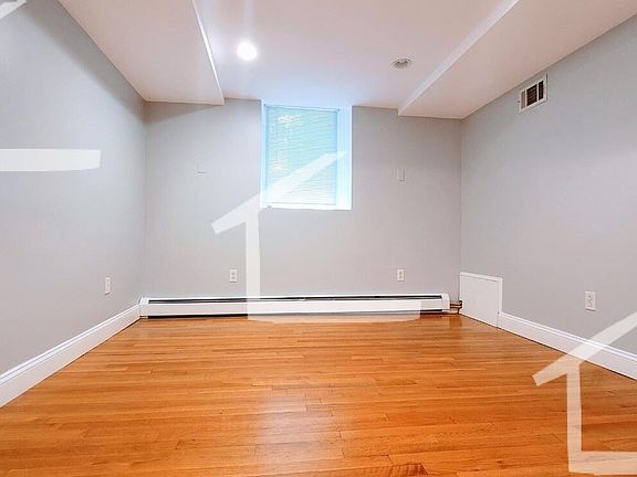 19 Abbottsford Rd. Brookline Unit Photo 11