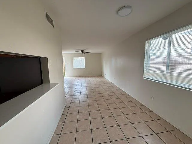 300 Clemson Dr — Photo 9