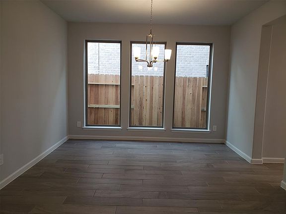 5th image of 8806 Morning Glory Ct