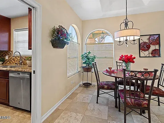 6339 E Claire Dr — Photo 20
