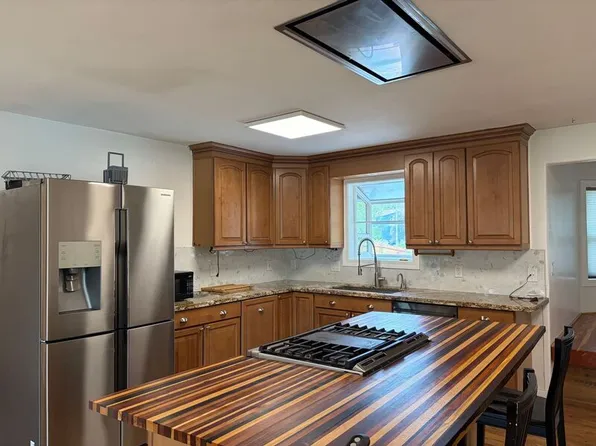 6237 E 21st Ave, Anchorage, AK 99504