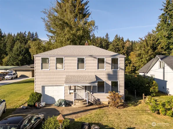 1612 Ocean Beach Highway, Longview, WA 98632