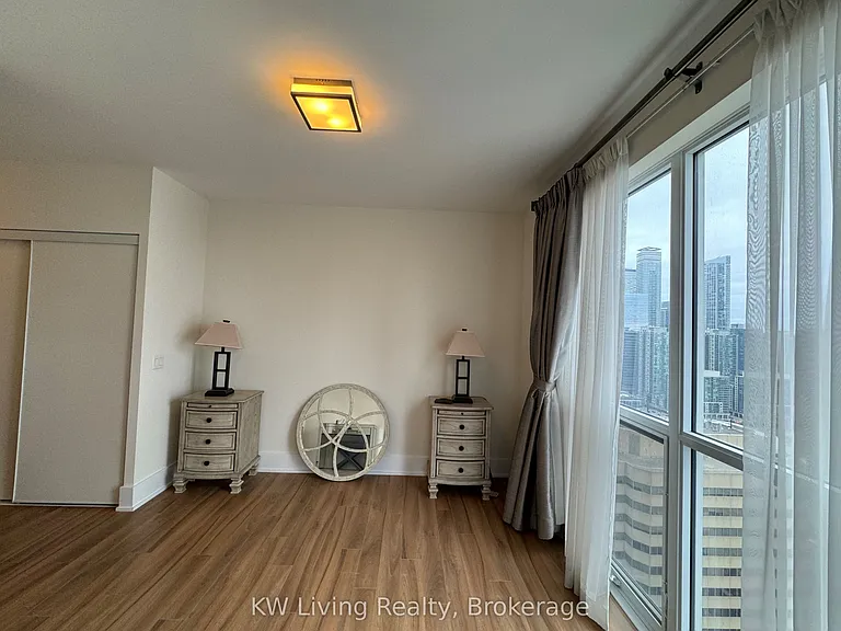 300 Front St W #3012 — Photo 13
